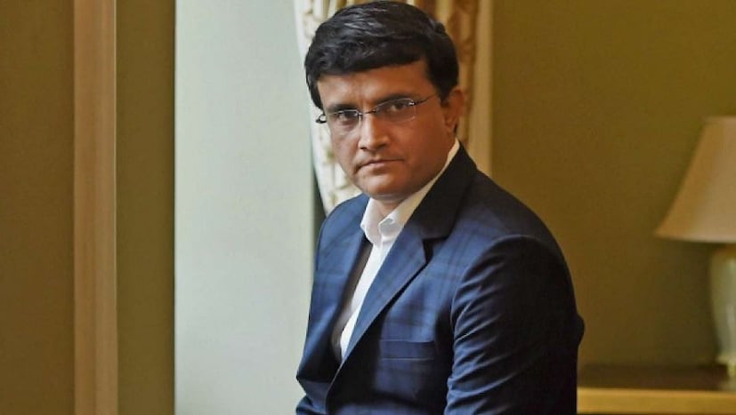 এবারেও স্টিভ ওয়ার সঙ্গে স্বাভাবিকভাবেই একমত হননি সৌরভ ৷ তিনি জানিয়েছেন স্টিভ স্মিথ ও ডেভিড ওয়ার্নার না থাকায় অস্ট্রেলিয়া দল যথেষ্ট দুর্বল ৷ পাশাপাশি তিনি আরও বলেছেন, ‘‘ এই ভারতীয় দলের একটা বিরাট ও রোহিত রয়েছে এটা একটা বড় ফ্যাক্টর ৷ ভারতীয় দলের জন্য এটা দারুণ সময় ৷ ভারত অস্ট্রেলিয়াকে হারাতে পারে ৷ ’’ Photo -AP 