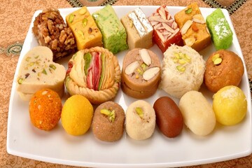 খাবার পর একটা মিষ্টি না হলে চলে না, ফলাফল জানেন তো