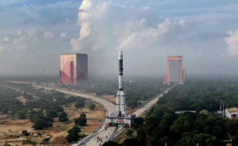 এটাই এ বছরে ইসরোর মহাকাশে পাঠানো শেষ উপগ্রহ। (Image: ISRO)