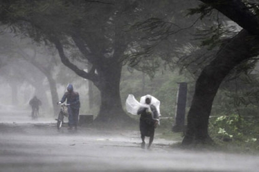 প্রায় ১০,০০০ মানুষকে নিরাপদ স্থানে নিয়ে যাওয়া সম্ভবপর হয়েছিল এখনও পর্যন্ত ৷ ছবি সংগৃহীত ৷