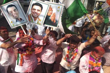 রাজস্থানে জয়ের পথে কংগ্রেস, শচীন পাইলটের বাড়ির সামনে সমর্থকদের উল্লাস