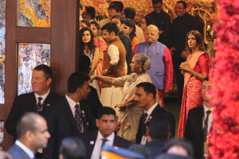 উপস্থিত রয়েছেন জয়া বচ্চন ৷ Photo: Sachin Gokhale/News18