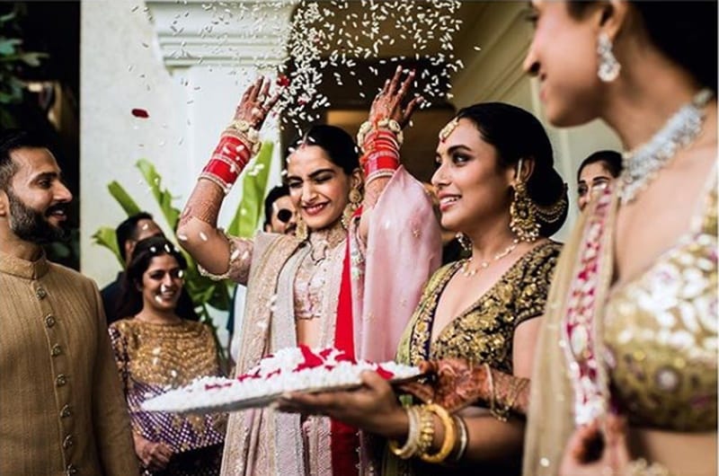 • সপ্তম পতির দ্রাঘিমা এবং ক্ষেত্রের ডিগ্রির যোগফল থেকেও জাতক বা জাতিকার বিবাহের দিক নির্ণয় করা যায়। • সপ্তম পতির দ্রাঘিমা এবং ক্ষেত্রের ডিগ্রির যোগফল থেকেও জাতক বা জাতিকার বিবাহের দিক নির্ণয় করা যায়।