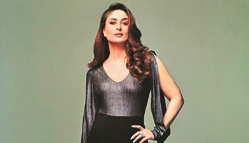 মা হওয়ার পর ভিরে দি ওয়েডিং দিয়ে এবছর অভিনয়ে ফিরেছেন করিনা৷ কিন্তু বলিউডে তার জায়গা অটুট রয়েছে৷ ভিরে দি ওয়েডিং-এ তার পারিশ্রমিক ছিল ১০ কোটি৷ রইলেন ৪ নম্বরে৷ মা হওয়ার পর ভিরে দি ওয়েডিং দিয়ে এবছর অভিনয়ে ফিরেছেন করিনা৷ কিন্তু বলিউডে তার জায়গা অটুট রয়েছে৷ ভিরে দি ওয়েডিং-এ তার পারিশ্রমিক ছিল ১০ কোটি৷ রইলেন ৪ নম্বরে৷
