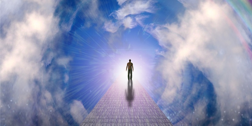  সংস্থা সূত্রে জানানো হয়েছে, আজ, সোমবার ১০০ জনের চিতাভস্ম স্পেসএক্স ফ্যালকন ৯ রকেটে চেপে স্পেসে রওনা দেওয়ার কথা।  চিতাভস্ম কিউবস্যাট স্যাটেলাইটে চেপে মহাশূন্যে ঘুরে বেড়াবে। পৃথিবীতে নিজের বাড়িতে বসে ওই ১০০ জনের পরিবারই স্যাটেলাইট ফোনের মাধ্যমে সব সময় খোঁজ রাখতে পারবেন প্রিয়জনের অবস্থানের। Photo Source: Collected