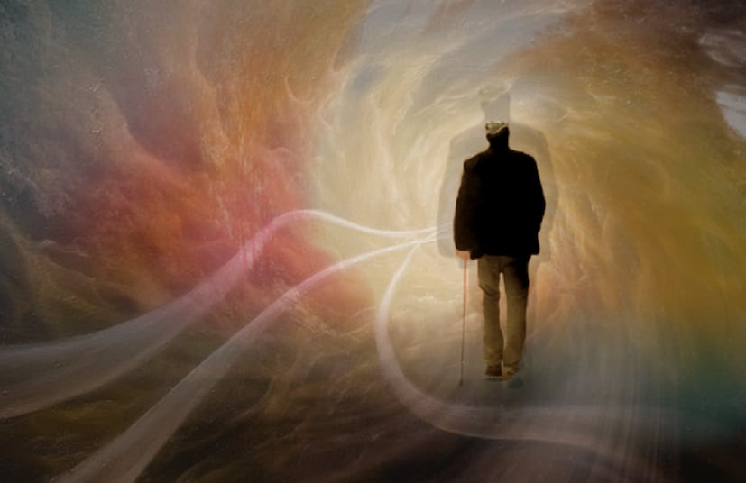  কিন্তু মহাশূন্যের ঠিক কোন জায়গায় রয়েছে সেই আত্মা ? কেউ তা বলতে পারেন না! তবে এবার পারবেন! বাড়িতে বসেই খোঁজ রাখতে পারবেন ঠিক কোন জায়গায় রয়েছে আপনার প্রিয়জনের আত্মা! গল্পকথা মনে হলেও, এটা একেবারেই বাস্তব!  ১০০ জন মৃত ব্যক্তির চিতাভস্ম নিয়ে মহাশূন্যে রওনা দেওয়ার কথা একটি স্যাটেলাইট রকেটের। আগামী ৪ বছরের জন্য মহাশূন্যই হতে চলেছে ওই ১০০ জন এর ঠিকানা। Photo Source: Collected