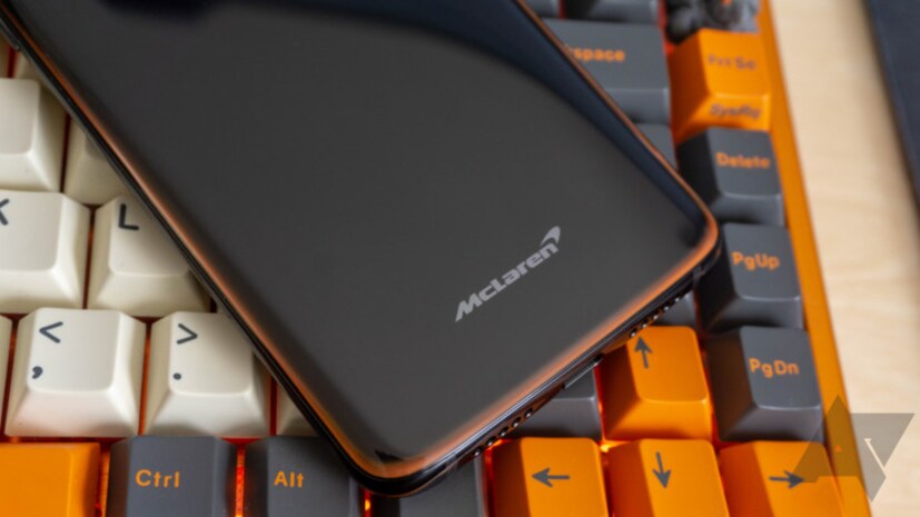 এই ফোনে থাকছে  10GB RAM আর ফোনের পিছনে থাকছে McLaren লোগো। (Photo collected)