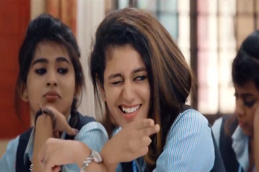 সব থেকে মজার বিষয়টি হল, যেই গানের জন্য এতটা জনপ্রিয়তা পেলেন প্রিয়া, সেই ছবিতে তেমন কোন গুরুত্বপূর্ণ চরিত্রে ছিলেন না তিনি ৷ কিন্তু এই জনপ্রিয়তার পর নতুন করে আরও একটি গান শ্যুট করা হয় তাদের দিয় ৷ রিলিজ হতেই সেই গানটিও ভাইরাল হয় ৷ Photo Courtesy: Youtube 