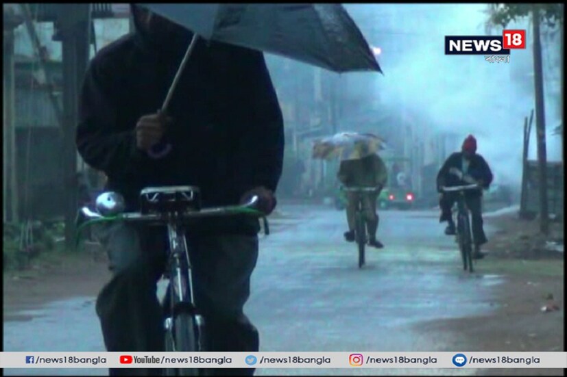 উত্তর-দক্ষিণ ২৪ পরগনা, হাওড়া, হুগলি, পূর্ব-পশ্চিম মেদিনীপুর, নদিয়ায় বিস্তীর্ণ অঞ্চল চলছে বৃষ্টিপাত ৷ 