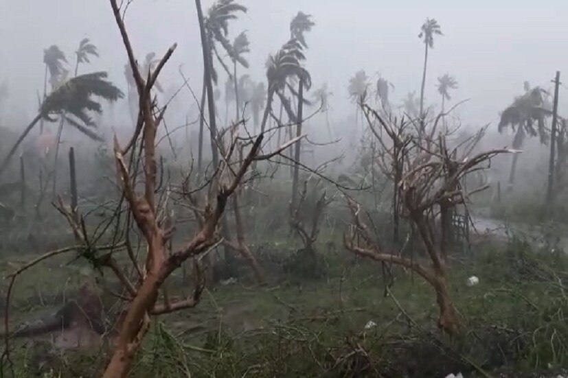 ওড়িশার মুখ্যমন্ত্রী নবীন পট্টনায়ক ও অন্ধ্রপ্রদেশের মুখ্যমন্ত্রী এন চন্দ্রবাবু নাইডু ৷ জরুরি বৈঠক করেথেন প্রশাসনিক স্তরে নির্দেশ দিয়েছেন জরুরিকালীন অবস্থার জন্য প্রস্তুত থাকতে বলেছেন ৷ ছবি সংগৃহীত ৷