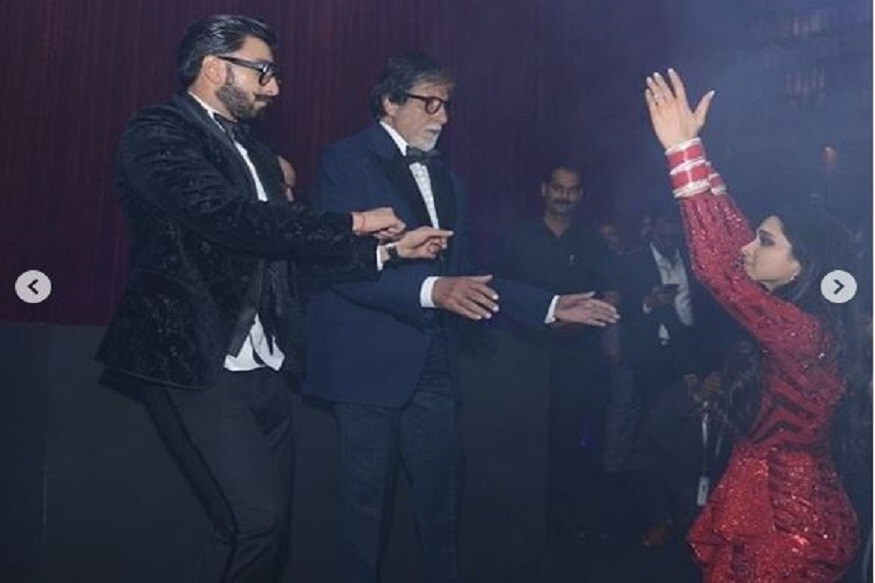 রিসেপশনে নেচে মাত করলেন তিনি ও তাঁর স্বামী রণবীর ৷ সব থেকে বেশি নজরে আসে বচ্চন পরিবারের সঙ্গে তাঁদের নাচ ৷ ঝুম্মা-চুম্মা নাচেন অমিতাভ, রণবীর, দীপিকা ৷ কিন্তু দেখুন দীপিকাকে ...Photo Courtesy: Instagram রিসেপশনে নেচে মাত করলেন তিনি ও তাঁর স্বামী রণবীর ৷ সব থেকে বেশি নজরে আসে বচ্চন পরিবারের সঙ্গে তাঁদের নাচ ৷ ঝুম্মা-চুম্মা নাচেন অমিতাভ, রণবীর, দীপিকা ৷ কিন্তু দেখুন দীপিকাকে ...Photo Courtesy: Instagram