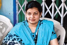 কংগ্রেসের ‘বুলন্দ দরওয়াজা’ কোণঠাসা, মৌসমের জন্য কোতোয়ালি ভবনে এবার নতুন দরজা কংগ্রেসের ‘বুলন্দ দরওয়াজা’ কোণঠাসা, মৌসমের জন্য কোতোয়ালি ভবনে এবার নতুন দরজা