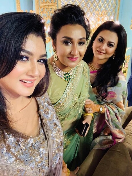 ♦ জয়া আহসানের খুড়তুতো বোনের বিয়ের অনুষ্ঠান ৷ (ছবি: জয়া আহসান ফেসবুক পেজ)