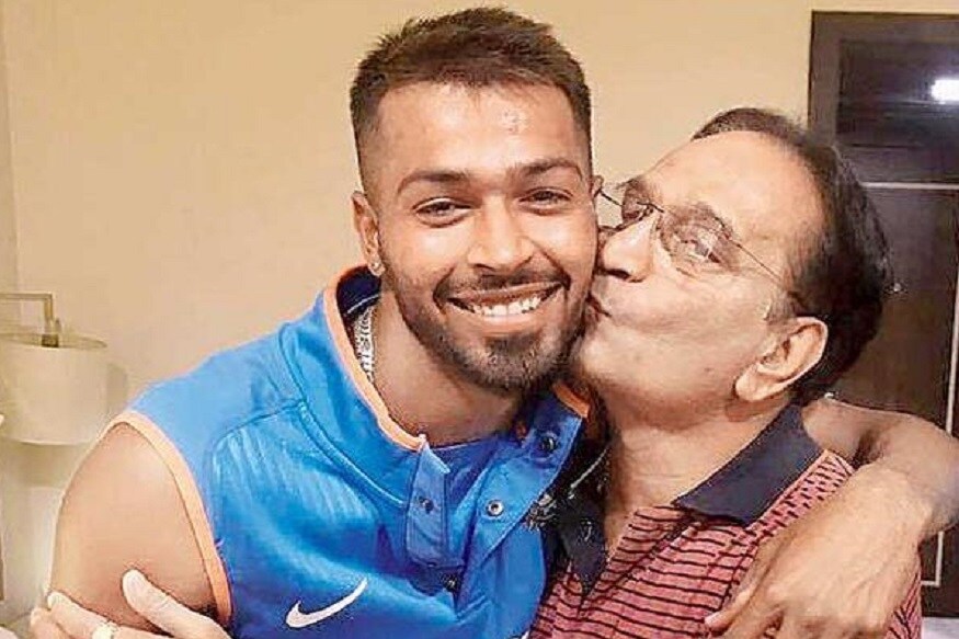 আপাতত বিবেচনার টেবিলে একটাই ইস্যু। নিছক ম্যাচ সাসপেনশন ? না আইপিএলে নির্বাসনে পাঠিয়ে আরও বড় বার্তা? বিনোদ রাই থেকে অনিরুদ্ধ চৌধুরি, প্রত্যেকেই চান ক্রিকেট অস্ট্রেলিয়া স্মিথ-ওয়ার্নারদের ক্ষেত্রে যেমন কড়া স্টান্স নিয়েছিল এবারও তেমনই হোক। বৃহত্তর জনমানসে ভারতীয় ক্রিকেট এবং ক্রিকেটারদের ভাবমুর্তি অক্ষুণ্ণ রাখতে। কারও অনুমতি ছাড়া করণের কাউচে বসে বোর্ডকর্তাদের বিরাগভাজন হয়েছেন দুই মুর্তি। তবে সমস্যা একটাই। হার্দিক প্রসঙ্গে তাঁদের মনোভাব যতটা এককাট্টা রাহুলকে কিছুটা ছাড় দেওয়ার পক্ষপাতী। এদিকে, বিতর্ক দাবানলের আকার নেওয়ার মাঝেই করণ জোহরের শোয়ের ক্লিপ সরিয়ে নিয়েছে হটস্টার। আপাতত বিবেচনার টেবিলে একটাই ইস্যু। নিছক ম্যাচ সাসপেনশন ? না আইপিএলে নির্বাসনে পাঠিয়ে আরও বড় বার্তা? বিনোদ রাই থেকে অনিরুদ্ধ চৌধুরি, প্রত্যেকেই চান ক্রিকেট অস্ট্রেলিয়া স্মিথ-ওয়ার্নারদের ক্ষেত্রে যেমন কড়া স্টান্স নিয়েছিল এবারও তেমনই হোক। বৃহত্তর জনমানসে ভারতীয় ক্রিকেট এবং ক্রিকেটারদের ভাবমুর্তি অক্ষুণ্ণ রাখতে। কারও অনুমতি ছাড়া করণের কাউচে বসে বোর্ডকর্তাদের বিরাগভাজন হয়েছেন দুই মুর্তি। তবে সমস্যা একটাই। হার্দিক প্রসঙ্গে তাঁদের মনোভাব যতটা এককাট্টা রাহুলকে কিছুটা ছাড় দেওয়ার পক্ষপাতী। এদিকে, বিতর্ক দাবানলের আকার নেওয়ার মাঝেই করণ জোহরের শোয়ের ক্লিপ সরিয়ে নিয়েছে হটস্টার।
