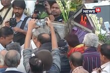 বিদায় পরিচালক, কেওড়াতলা মহাশ্মশানে চলছে মৃণাল সেনের শেষকৃত্য বিদায় পরিচালক, কেওড়াতলা মহাশ্মশানে চলছে মৃণাল সেনের শেষকৃত্য