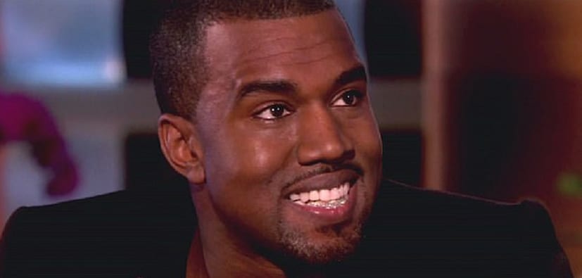 শুধু কিম নন, তাঁর স্বামীও একইভাবে দাঁত বিধিঁয়ে ফেলেছেন ৷ নিচের পাটিতে বসানো রয়েছে হিরে ৷ Photo Courtesy: Instagram