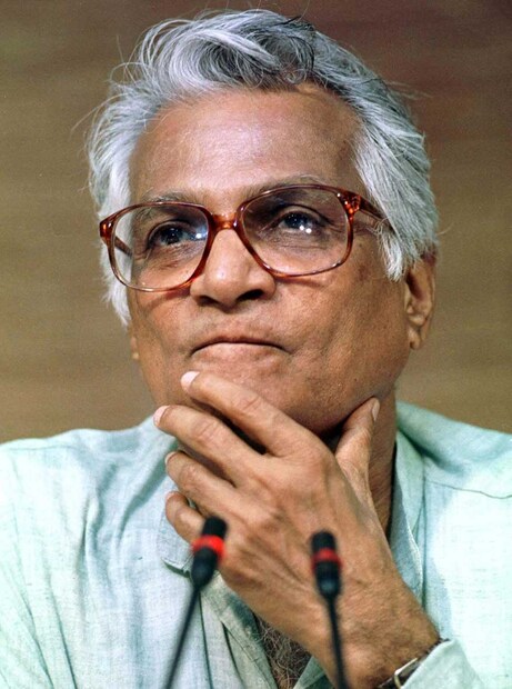এরপর মাত্র ১ বছর সেই পদের দায়িত্ব সামলান তিনি ৷ এরপরই শারীরিক অসুস্থতার কারণে সমস্ত রাজনৈতিক পদ থেকে অবসর নেন জর্জ ৷ (Image: Reuters)