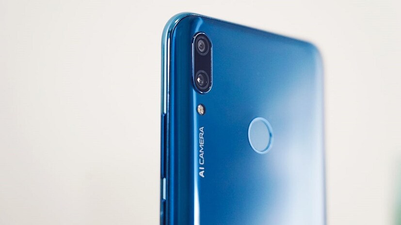 ছবিব তোলার জন্য Huawei Y9 (2019) তে থাকবে 13MP+2MP ডুয়াল রিয়ার ক্যামেরা সেট আপ। কোম্পানি জানিয়েছে দুটি ক্যামেরাতেই আর্টিফিশিয়াল ইন্টিলিজেন্স সাপোর্ট থাকবে।(Photo collected)