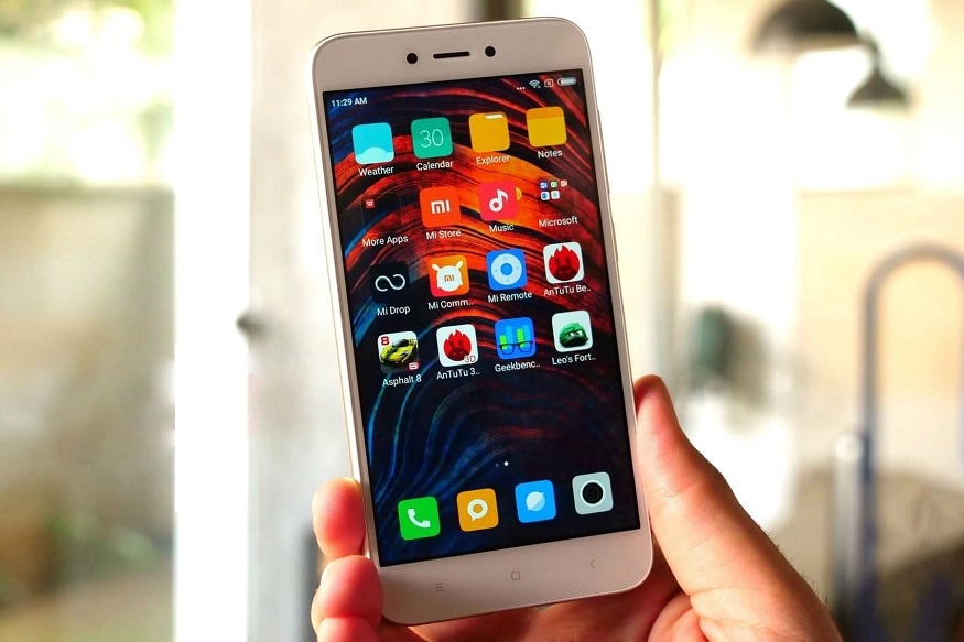 ছবি তোলার জন্য Redmi Go তে থাকছে 8 মেগাপিক্সেল রিয়ার ক্যামেরা। সাথে থাকছে LED ফ্ল্যাশ আর HDR মোড। সেলফি তোলার জন্য থাকছে 5 মেগাপিক্সেল ক্যামেরা। (Photo collected) ছবি তোলার জন্য Redmi Go তে থাকছে 8 মেগাপিক্সেল রিয়ার ক্যামেরা। সাথে থাকছে LED ফ্ল্যাশ আর HDR মোড। সেলফি তোলার জন্য থাকছে 5 মেগাপিক্সেল ক্যামেরা। (Photo collected)