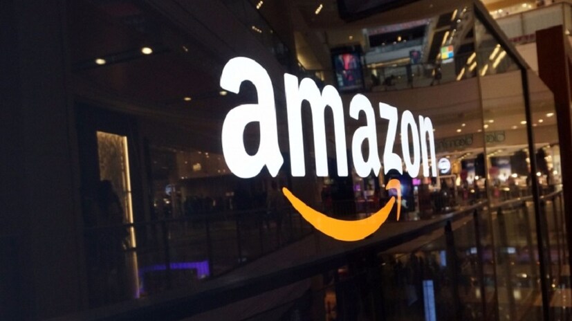 গত বছর ‘ক্যাশ লোড' সার্ভিস নিয়ে এসেছিল Amazon। এই সার্ভিসে বাড়ির দরজায় ডেলিভারির সময় Amazon Pay ব্যবহার করে পেমেন্ট করতে পারেন গ্রাহক। (Photo collected)