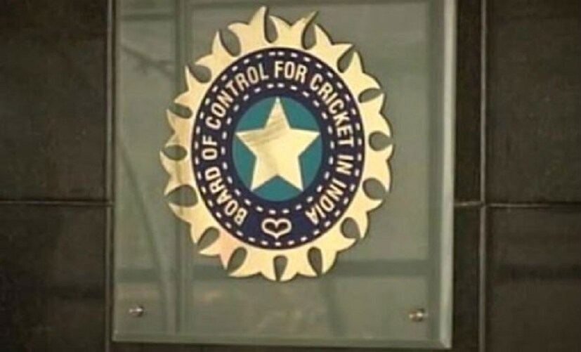 BCCI -র পক্ষ থেকে ইতিমধ্যেই জ্যাকব মার্টিন্সের চিকিৎসার জন্য ৫ লক্ষ টাকা বরাদ্দ করা হয়েছে ৷ পাশাপাশি ক্রিকেট অ্যাসোসিয়েশন অফ বরোদা ৩ লক্ষ টাকা বরাদ্দ করেছে ৷ Photo- PTI 