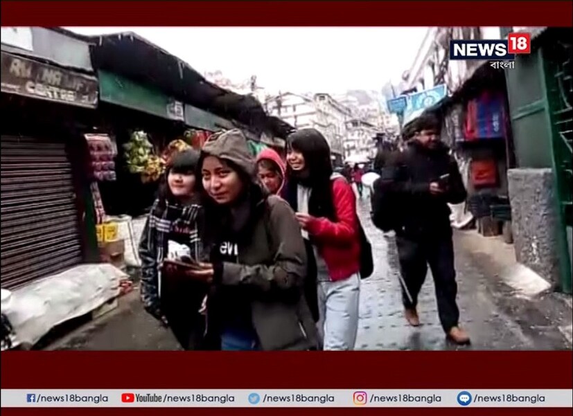 আগামী বুধবার ও বৃহস্পতিবার কলকাতার তাপমাত্রা ফের কমতে চলেছে ৷ রয়েছে বৃষ্টির সম্ভাবনা ৷