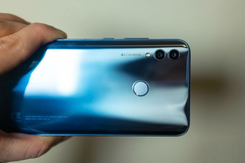 ছবি তোলার জন্য Honor 10 Lite এর পিছনে থাকবে 13MP+2MP ডুয়াল ক্যামেরা। (Photo collected)