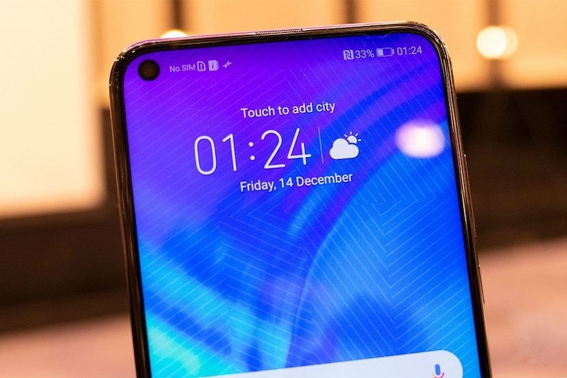 Honor View 20 তে সেলফি তোলার জন্য রয়েছে একটি 25MP ক্যামেরাা। (Photo collected)