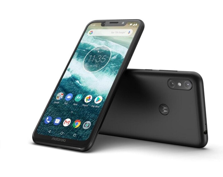 64GB ভেরিয়েন্টে পাওয়া যায় Motorola One Power। Flipkart সেলে 18,999 টাকার পরিবর্তে 13,999 তাকায় পাওয়া যাচ্ছে এই স্মার্টফোন। Motorola One Power ফোনের প্রধান আকর্ষন Snapdragon 636 চিপসেট আর 5000 mAh ব্যাটারি। (Photo collected)