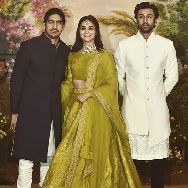 • সদ্যই শেষ হয়েছে রণবীর-আলিয়ার নতুন ছবি ‘ব্রহ্মাস্ত্র’-র শুটিং ৷ অয়ন মূখার্জির এই ছবিতে রিয়েল লাইফের মতো রিল লাইফের রসায়ণও জমে কি না সেটাই এখন দেখার অপেক্ষা ৷ ছবি: ইনস্টাগ্রাম ৷ 