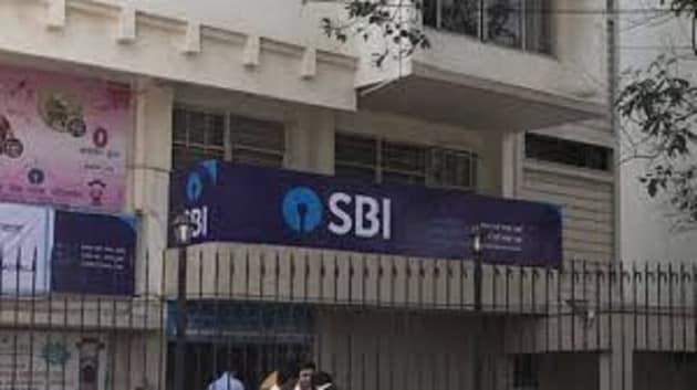 তিনি আরও জানান, স্টেট ব্যাঙ্ক ছাড়া ইন্ডিয়ান অভারসিজ ব্যাঙ্ক ও ব্যাঙ্ক অফ ইন্ডিয়ায় সামান্য কাজ হবে ৷ অন্য ব্যাঙ্কের কাজকর্ম আংশিকভাবে প্রভাবিত হতে পারে ৷ তিনি আরও জানান, স্টেট ব্যাঙ্ক ছাড়া ইন্ডিয়ান অভারসিজ ব্যাঙ্ক ও ব্যাঙ্ক অফ ইন্ডিয়ায় সামান্য কাজ হবে ৷ অন্য ব্যাঙ্কের কাজকর্ম আংশিকভাবে প্রভাবিত হতে পারে ৷