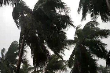 হাড় কাঁপানো ঠান্ডার মাঝেই আশঙ্কা ভয়ঙ্কর ঘূর্ণিঝড়ের ! তুমুল ঝড়বৃষ্টির সতর্কতা হাড় কাঁপানো ঠান্ডার মাঝেই আশঙ্কা ভয়ঙ্কর ঘূর্ণিঝড়ের ! তুমুল ঝড়বৃষ্টির সতর্কতা