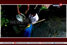 নির্মম ! মাছ ধরতে ব্যবহার হচ্ছে বিদ্যুৎ নির্মম ! মাছ ধরতে ব্যবহার হচ্ছে বিদ্যুৎ