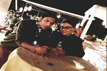 অপর্ণা সেনের বাড়িতে জোর খানা-পিনা, হাজির গোটা টলিউড, দেখুন ছবি অপর্ণা সেনের বাড়িতে জোর খানা-পিনা, হাজির গোটা টলিউড, দেখুন ছবি