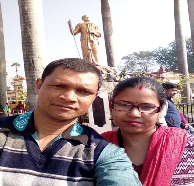 পরিবারের আশা ও আকাঙ্খা একমাত্র তিনিই ৷ তাঁর প্রয়াণে কেঁদে কেঁদে একাকার মা থেকে বউ ৷ ছবি সৌজন্যে ফেসবুক ৷