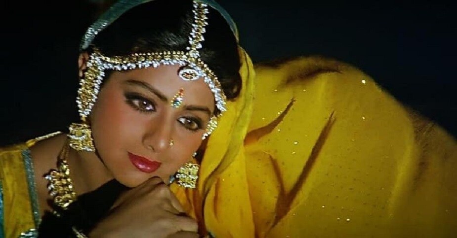 ♦ সেই পুজোয় হাজির ছিলেন শ্রীদেবীর স্বামী বনি কাপুর ৷ তাঁদের দুই মেয়ে জাহ্নবী ও খুশি ৷ সেই সমস্ত ছিল সোশ্যাল মিডিয়ায় ছড়িয়ে গিয়েছে ৷ ছবি: ইনস্টাগ্রাম ৷ ♦ সেই পুজোয় হাজির ছিলেন শ্রীদেবীর স্বামী বনি কাপুর ৷ তাঁদের দুই মেয়ে জাহ্নবী ও খুশি ৷ সেই সমস্ত ছিল সোশ্যাল মিডিয়ায় ছড়িয়ে গিয়েছে ৷ ছবি: ইনস্টাগ্রাম ৷