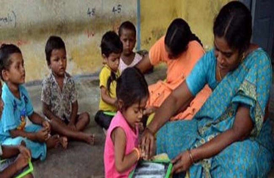 পদ: অঙ্গনওয়াড়ি সুপারভাইজারশূন্যপদ: ৩৩৭৬ টিযোগ্যতা: স্নাতকবেতন: ৭১০০-৩৭৬০০ টাকাগ্রেড পে: ৩৬০০ টাকাআবেদনপত্র জমা দেওয়ার শেষ তারিখ: ২৫.০৩.২০১৯রাজ্য সরকারের বিজ্ঞপ্তি অনুযায়ী www.pscwbapplication.com এই লিঙ্কের মাধ্যেমে আবেদন করা যাবে।Photo Source: Collected পদ: অঙ্গনওয়াড়ি সুপারভাইজারশূন্যপদ: ৩৩৭৬ টিযোগ্যতা: স্নাতকবেতন: ৭১০০-৩৭৬০০ টাকাগ্রেড পে: ৩৬০০ টাকাআবেদনপত্র জমা দেওয়ার শেষ তারিখ: ২৫.০৩.২০১৯রাজ্য সরকারের বিজ্ঞপ্তি অনুযায়ী www.pscwbapplication.com এই লিঙ্কের মাধ্যেমে আবেদন করা যাবে।Photo Source: Collected