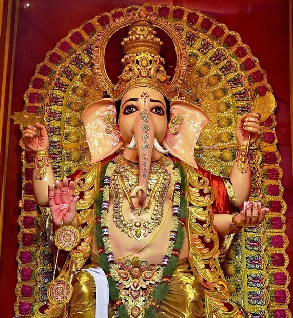 মোটা ভুঁড়ি: জীবনকে উপভোগ করো, এই কথাকেই চিহ্নিত করে মোটা ভুঁড়ি ৷  (Image: PTI)