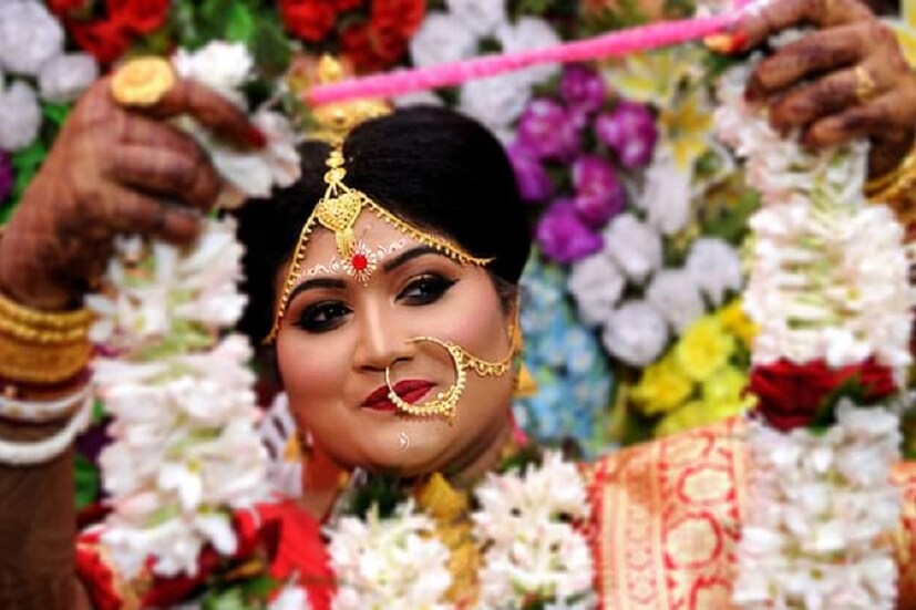 'রূপকথা নয় এতো, এ কোনও গল্প নয় ৷ এ নয় স্বপ্নে দেখা পরীর কল্প নয়, এ যে এক নারীর জীবন ৷' অনেকের প্রচলিত ধারণা রয়েছে নারীর জীবন 'নাকি তেল নুন কড়াই প্রতিদিন লড়াই'-ই ৷ জীবনের প্রতিটি যুদ্ধ যে নারী জয় করে তাঁকেই বলা হয় জয়া ৷ সমস্ত প্রতিকূলতাকে পিছনে ফেলে যিনি এগিয়ে যান তিনিই জয়া, তিনিই জয়ী ৷ 