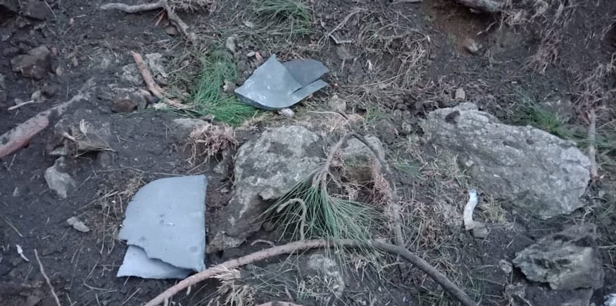 মঙ্গলবার ভোররাতে ৩.৩০টের সময় হামলা চালায় ভারত ৷ ভারতের যুদ্ধবিমান নিয়ন্ত্রণ রেখা পেরিয়ে মুজাফরবাদে ঢুকে পড়ে ৷ মুজাফ্ফরবাদে পাক অধিকৃত কাশ্মীরের বালাকোটে ভয়াবহ বিস্ফোরণ হয় ৷ (Image: AFP/ISPR) মঙ্গলবার ভোররাতে ৩.৩০টের সময় হামলা চালায় ভারত ৷ ভারতের যুদ্ধবিমান নিয়ন্ত্রণ রেখা পেরিয়ে মুজাফরবাদে ঢুকে পড়ে ৷ মুজাফ্ফরবাদে পাক অধিকৃত কাশ্মীরের বালাকোটে ভয়াবহ বিস্ফোরণ হয় ৷ (Image: AFP/ISPR)