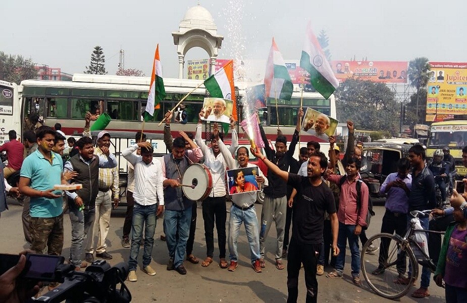 পাকিস্তান সন্ত্রাস দমনে উচিৎ ভূমিকা নেয়নি ৷ এবার থেকে সন্ত্রাস দমনে ভারত এই ব্যবস্থাই নেবে উত্তেজিত জনতার হুঙ্কার ৷ পাকিস্তান সন্ত্রাস দমনে উচিৎ ভূমিকা নেয়নি ৷ এবার থেকে সন্ত্রাস দমনে ভারত এই ব্যবস্থাই নেবে উত্তেজিত জনতার হুঙ্কার ৷