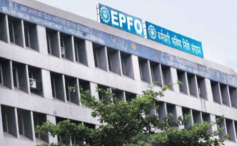  ন্যূনতম পেনশন বাড়িয়ে তিনগুণ করা হতে পারে ৷ EPFO মেম্বার্সরা এখন ন্যূনতম ১০০০ টাকা পেনশন পান ৷ এবার তা বাড়িয়ে ৩০০০ টাকা পর্যন্ত করার সিদ্ধান্ত নেওয়া হতে পারে ৷ 