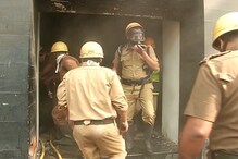 শেক্সপিয়র সরণিতে গয়নার দোকানে আগুন শেক্সপিয়র সরণিতে গয়নার দোকানে আগুন