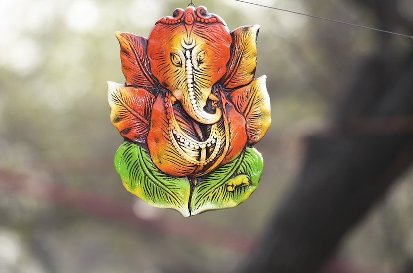 • মনে করা হয়, প্রতিদিন এই মন্ত্র পাঠ করলে মনের ভিতরে থাকা সমস্ত ভয় কেটে যাবে ৷ ছবি: পিক্স্যাবে ৷
