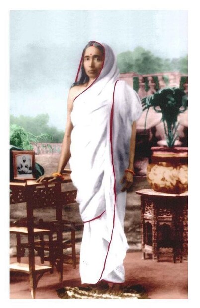 সংস্কৃততে একটি কথা আছে বিদ্যা দদাতি বিনয়ম অর্থাৎ বিদ্যা মানুষকে বিনয়ী করে তোলে ৷ তবে মা সরস্বতী শুধুই বিদ্যার দেবী নয় তিনি প্রেমেরও দেবী ৷ ছবি সংগৃহীত ৷ 