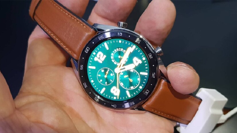 Honor Watch Magic স্মার্ট ওয়াচে রয়েছে একটি 1.2 ইঞ্চি HD AMOLED টাচস্ক্রিন ডিসপ্লে। 24 ঘন্টা রিয়েল টাইম হার্ট রেট মনিটর করতে পারবে এই স্মার্ট ওয়াচ। (Photo collected)