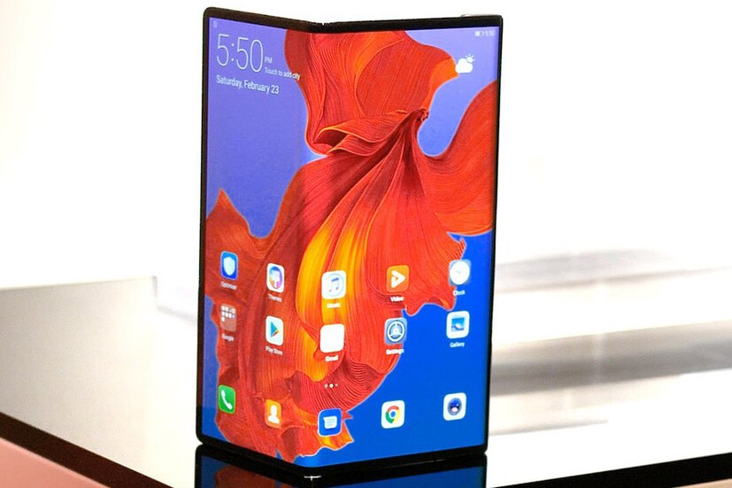 ফোনে Android 9 Pie অপারেটিং সিস্টেমের উপরে চলবে কোম্পানির নিজস্ব EMUI 9.1.1 স্কিন (image: Reuters)