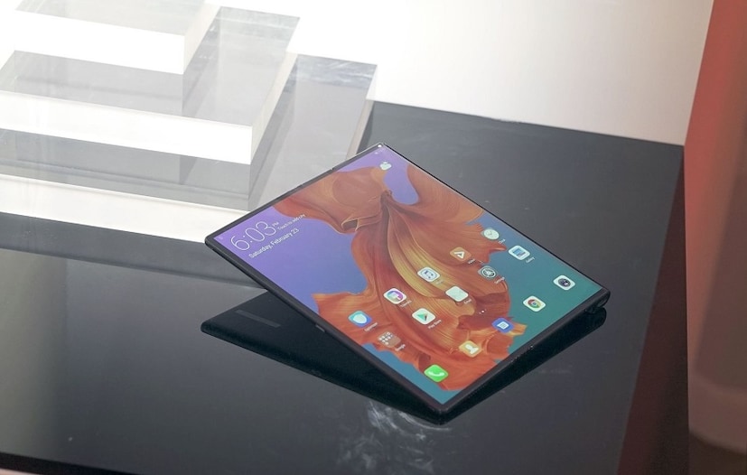 ইতিমধ্যে এক গ্রাহক Huawei-এর একটি ব্যানারের ছবি টুইটারে পোস্ট করেছেন। (Photo collected)