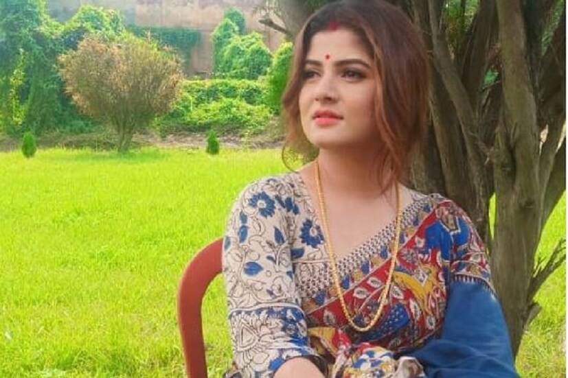 কিন্তু ইদনিং তিনি বারবার খবরে এসেছেন তাঁর ব্যক্তিগত কারণে ৷ প্রথমে তাঁর বিবাহ বিচ্ছেদ, তারপর আবার প্রেমের খবর ৷ এতেই শ্রাবন্তী এসছিলেন খবরের শিরোনামে ৷ Photo Courtesy: Instagram