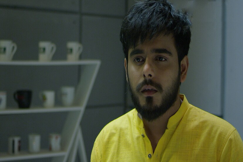 আরও এক বাংলাদেশের পরিচালক দীপংকর দীপনের ছবি লিলিথ ৷ দিনদিন চাহিদার সঙ্গে তাল মিলিয়ে যন্ত্রের সঙ্গে সম্পর্ক তৈরি হচ্ছে আমাদের ৷ তেমনই এক রকমের গল্প দেখা যাবে দিপঙ্কর দিপনের ছবিতে ৷ অভিনয় করেছেন সিয়াম আহমেদ ও মাসুমা রহমান নাবিলা ৷ Photo Courtesy: SVF